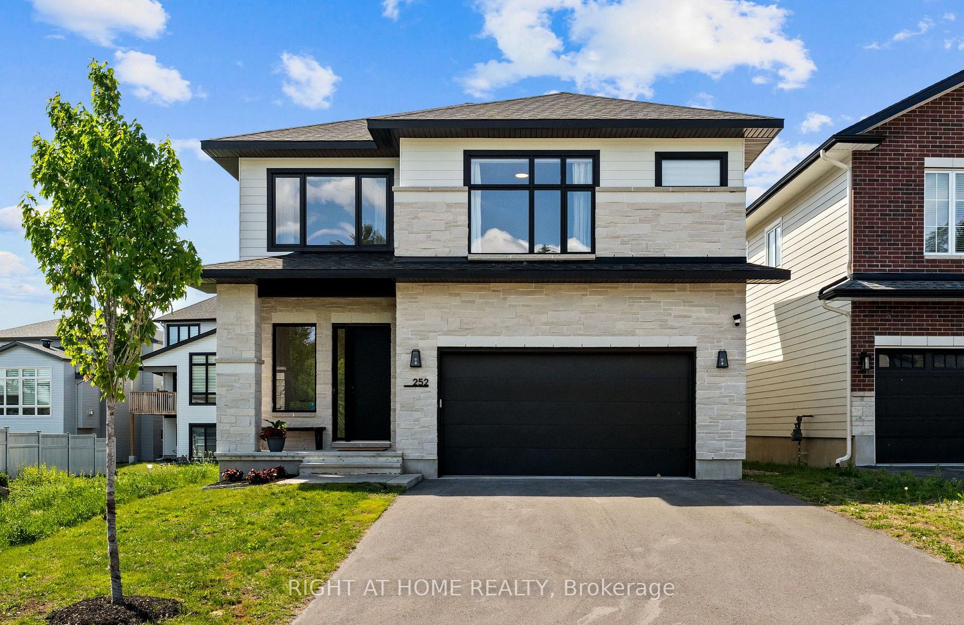 252 KETCHIKAN Crescent, Kanata, ON, exterior