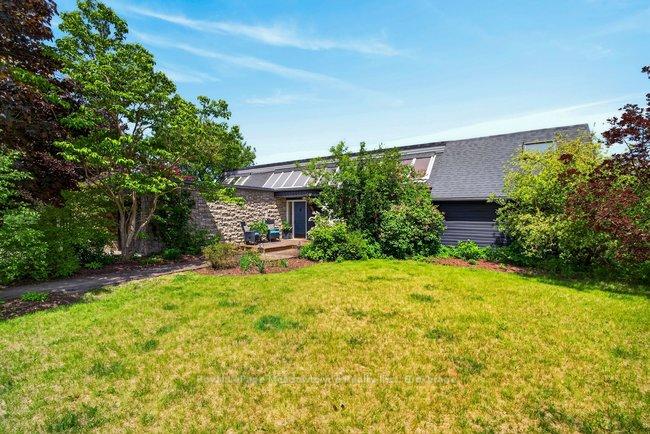 8122 Eramosa Garafraxa Townline, Centre Wellington, ON, exterior