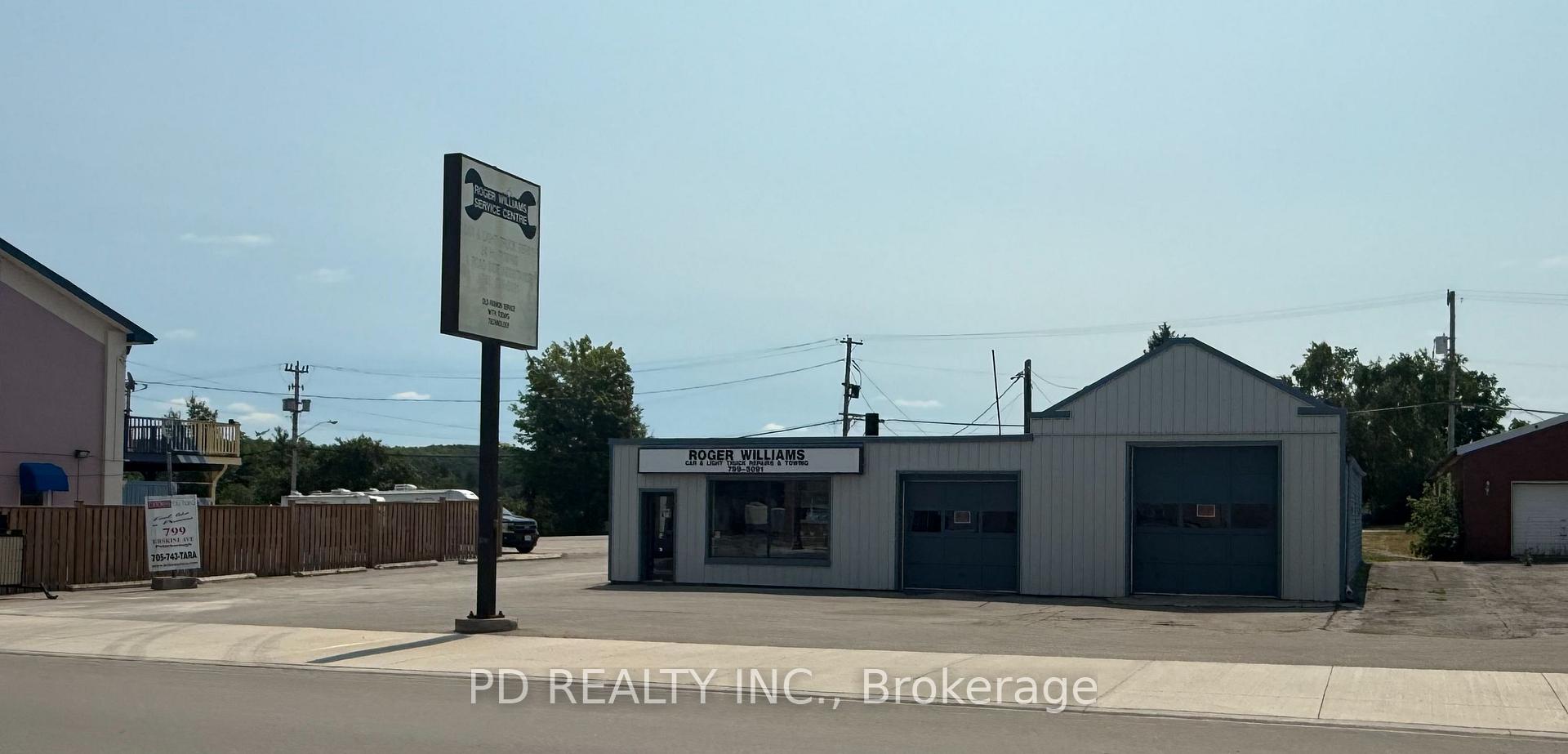 40 King Street E, Kawartha Lakes, ON, exterior