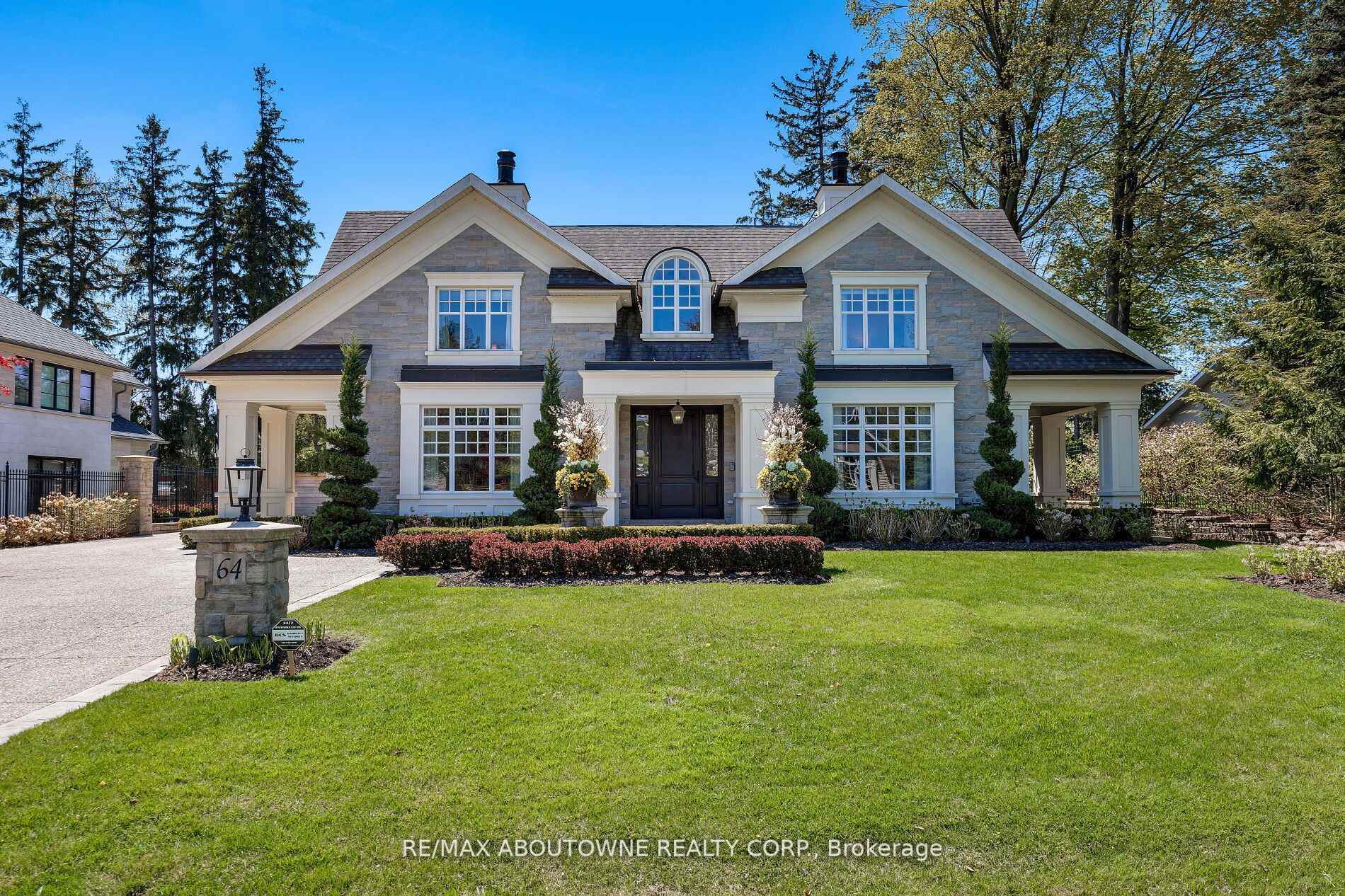 64 Brentwood Road, Oakville, ON, exterior