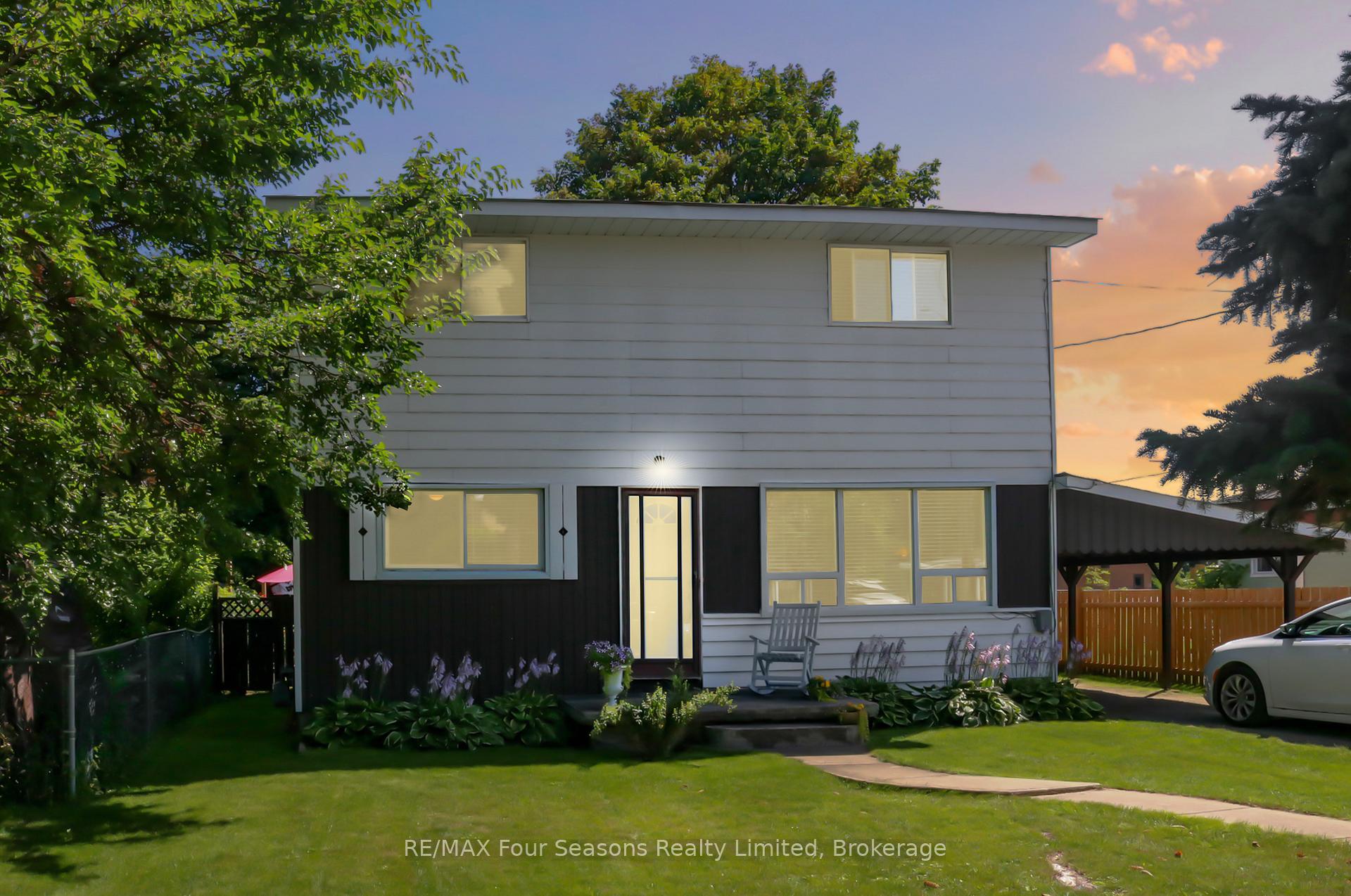 46 Erie Street, Collingwood, ON, exterior