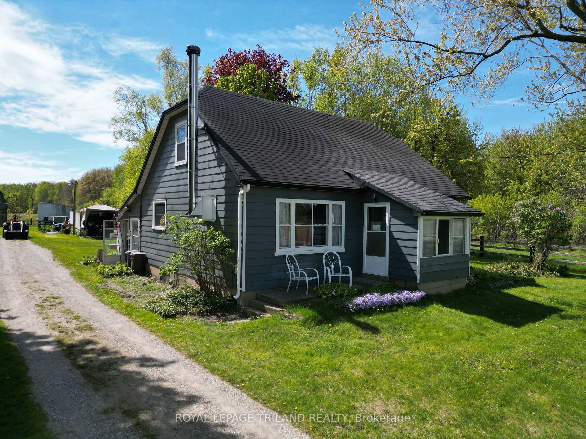 24909 Queens Line, West Elgin, ON, exterior