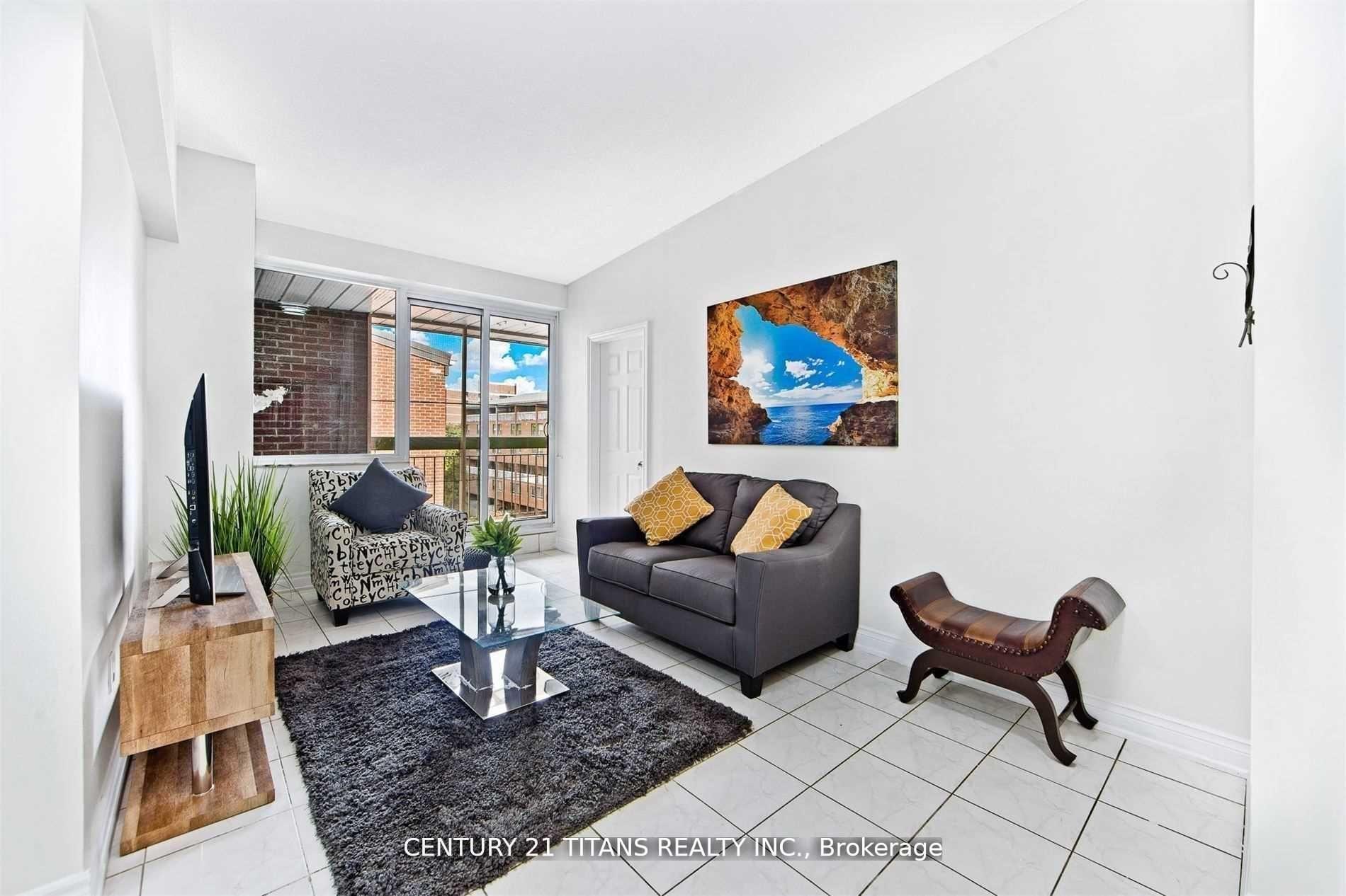 #510 - 4064 Lawrence Avenue E, Toronto E10, ON, exterior