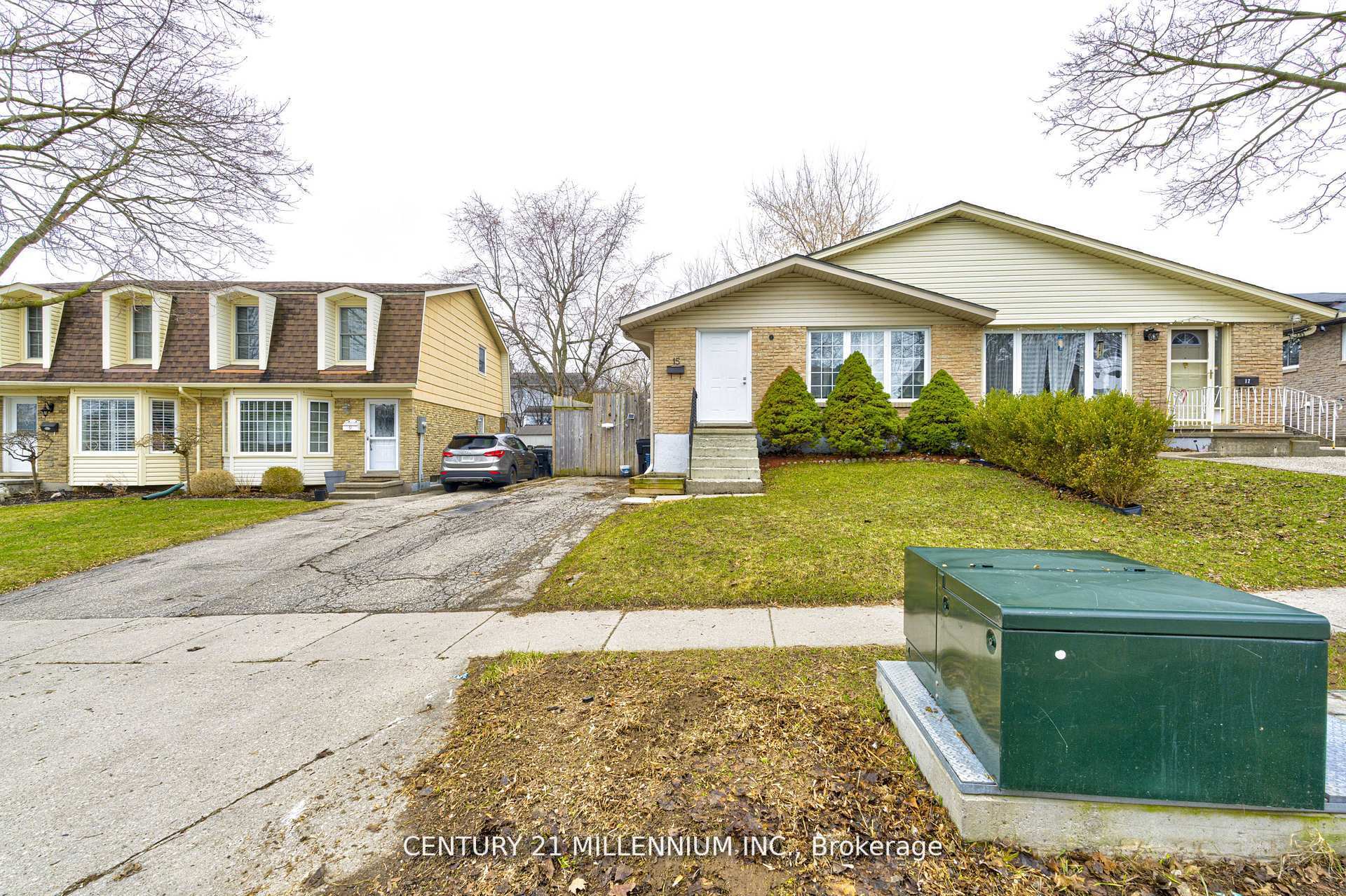 15 Northview Heights Drive, Cambridge, ON, exterior