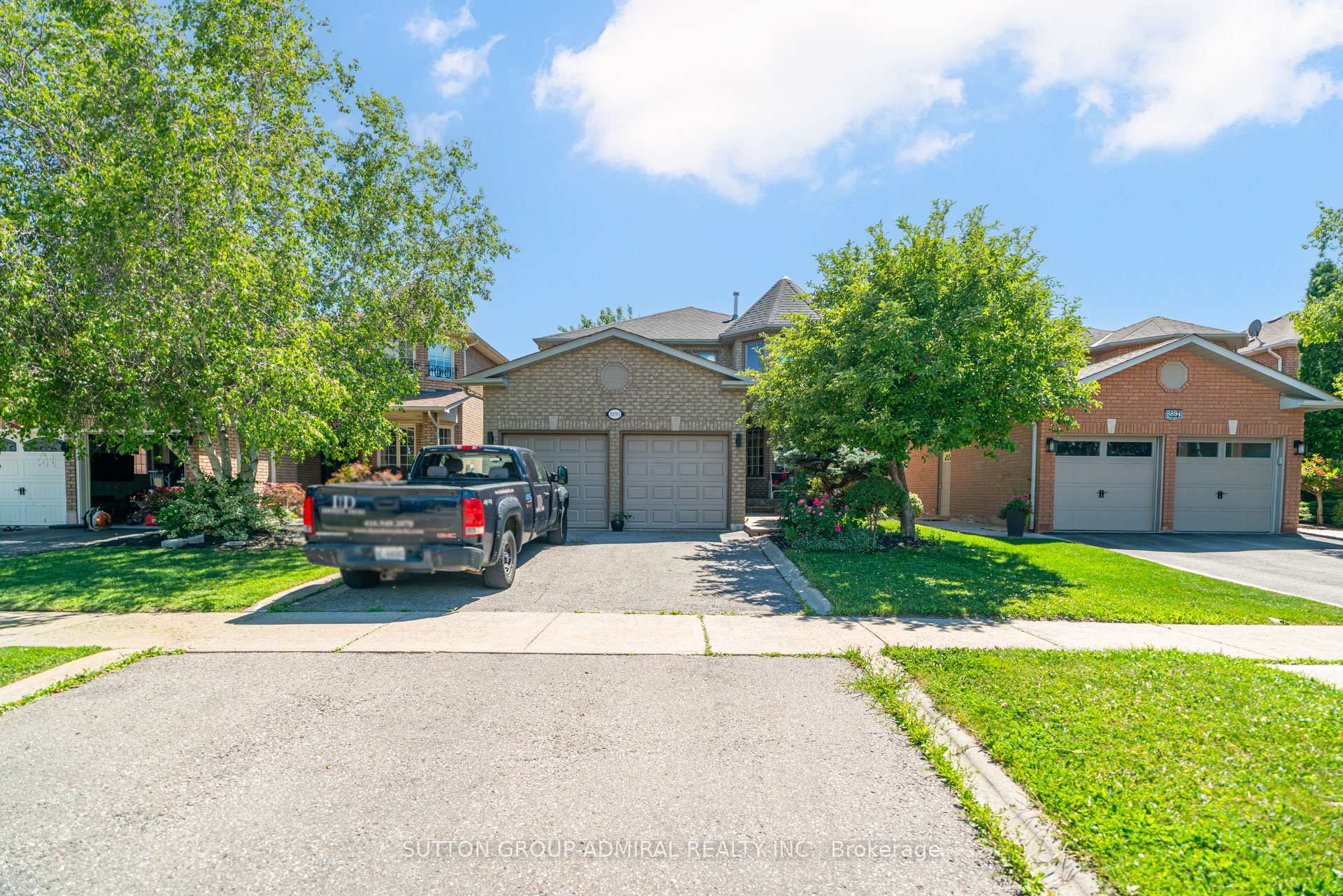 8890 Martin Grove Road, Vaughan, ON, exterior