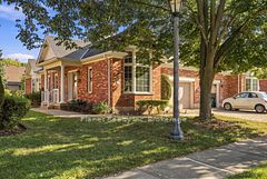 12 Amberwood Lane, Guelph, ON, exterior