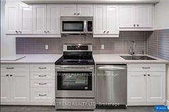 Bxmt - 892 Palmerston Avenue, Toronto C02, ON, exterior