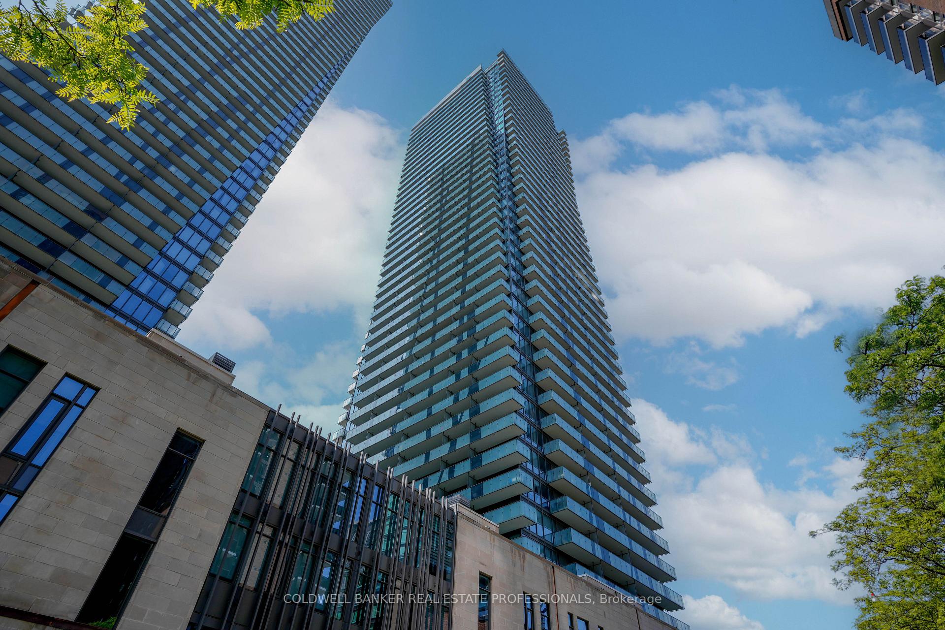 2202 - 65 St Mary Street, Toronto C01, ON, exterior