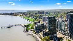 505 - 2060 Lakeshore Road, Burlington, ON, exterior