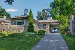 702 Walkerfield Avenue, Peterborough, ON, exterior