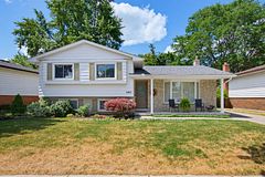 1463 Glenora Drive, London North, ON, exterior