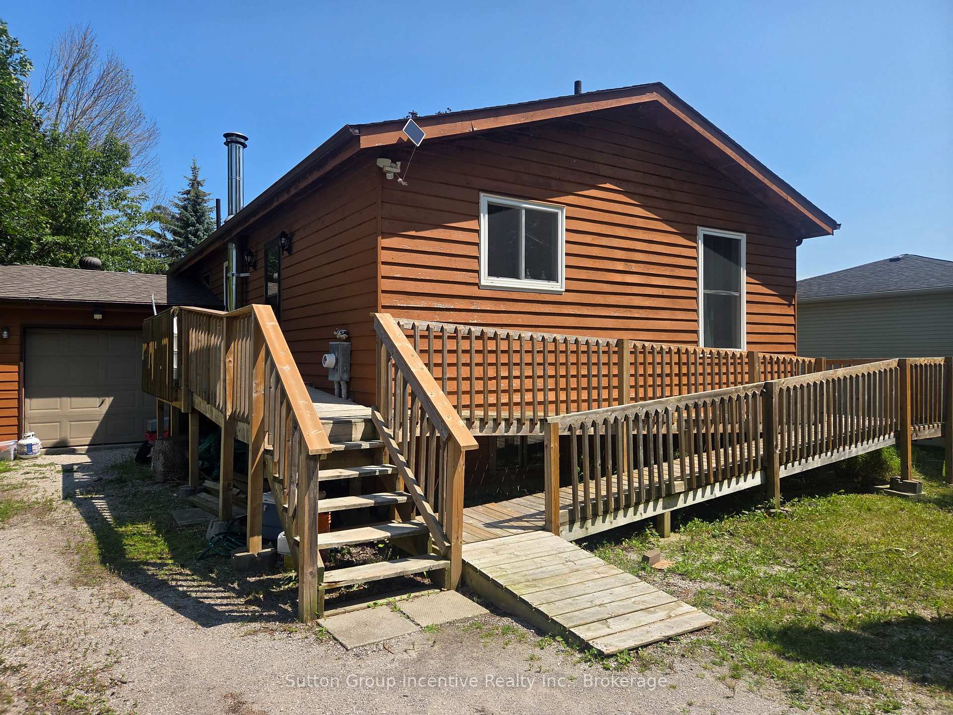 3985 Joyland Drive, Ramara, ON, exterior