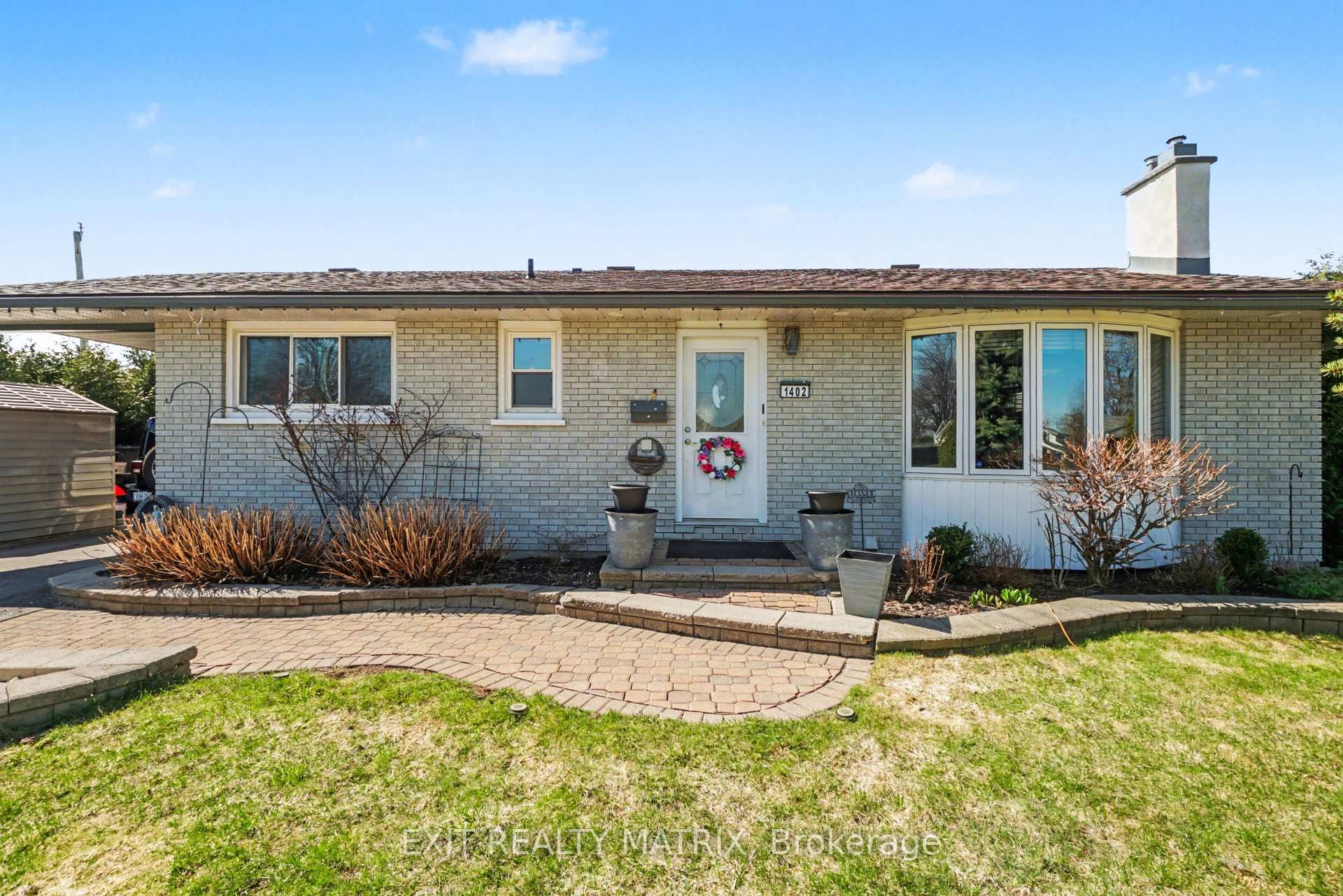 1402 Jamison Avenue, Orleans - Cumberland and Area, ON, exterior