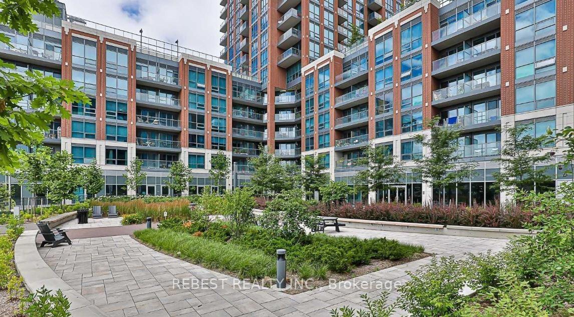 547 - 31 Tippett Road, Toronto C06, ON, exterior
