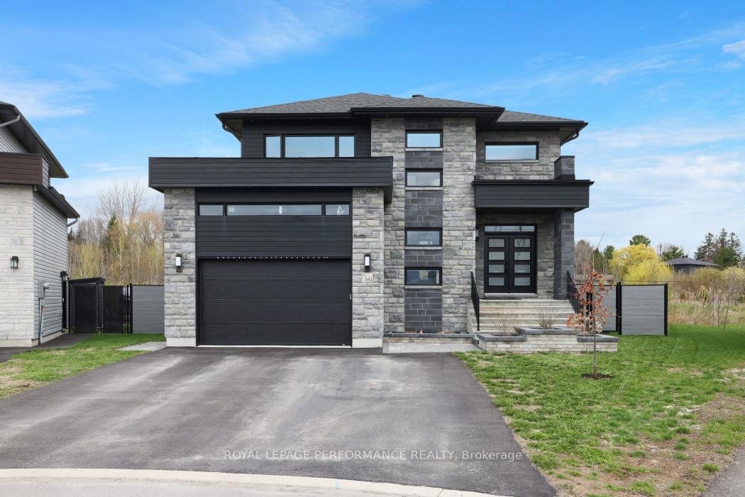 541 Barrage Street, Casselman, ON, exterior