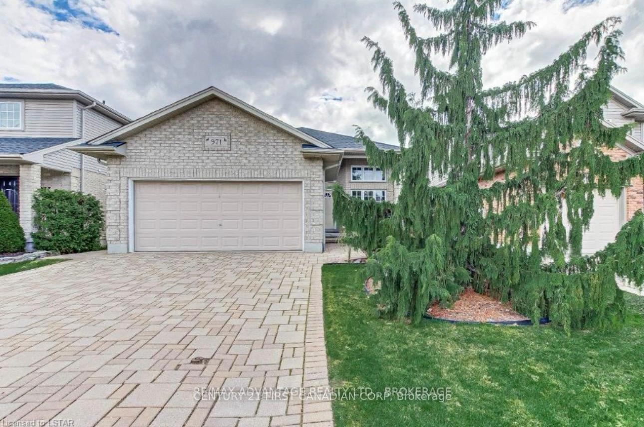 971 FOGERTY Street NE, London North, ON, exterior