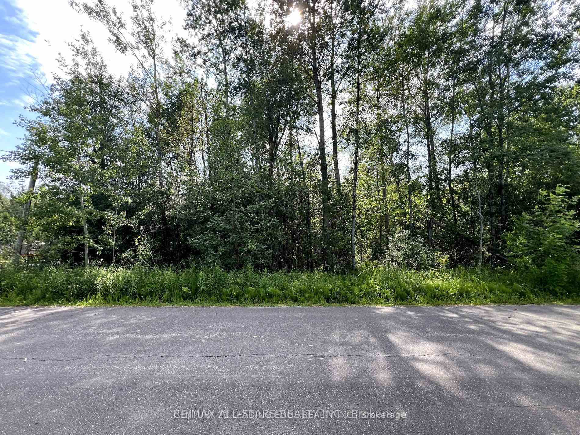 34 Nicholson Drive, Uxbridge, ON, exterior