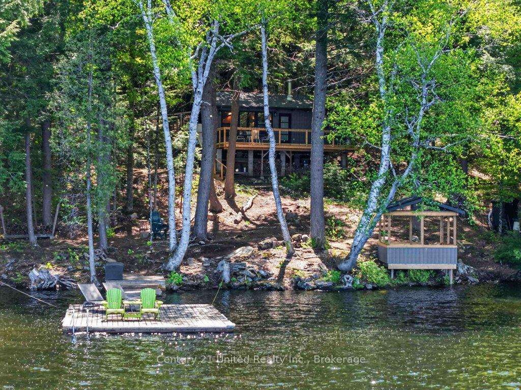1233 Stinson Drive, Highlands East, ON, exterior