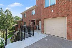 26 - 403 Stratas Circuit, Kanata, ON, exterior