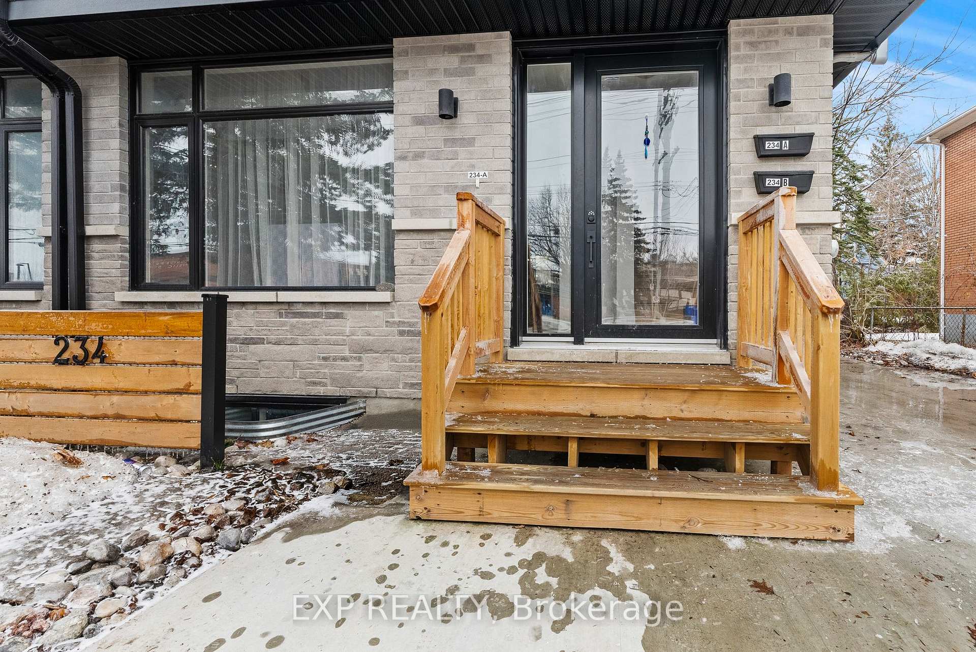 234-236 Woodroffe Avenue, Woodroffe, ON, exterior