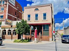 210 Second Street S, Kenora, ON, exterior