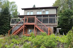 1082 Green Lake Road, Algonquin Highlands, ON, exterior