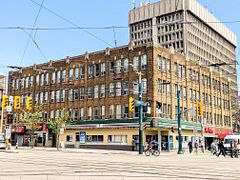 260 College Street, Toronto C01, ON, exterior