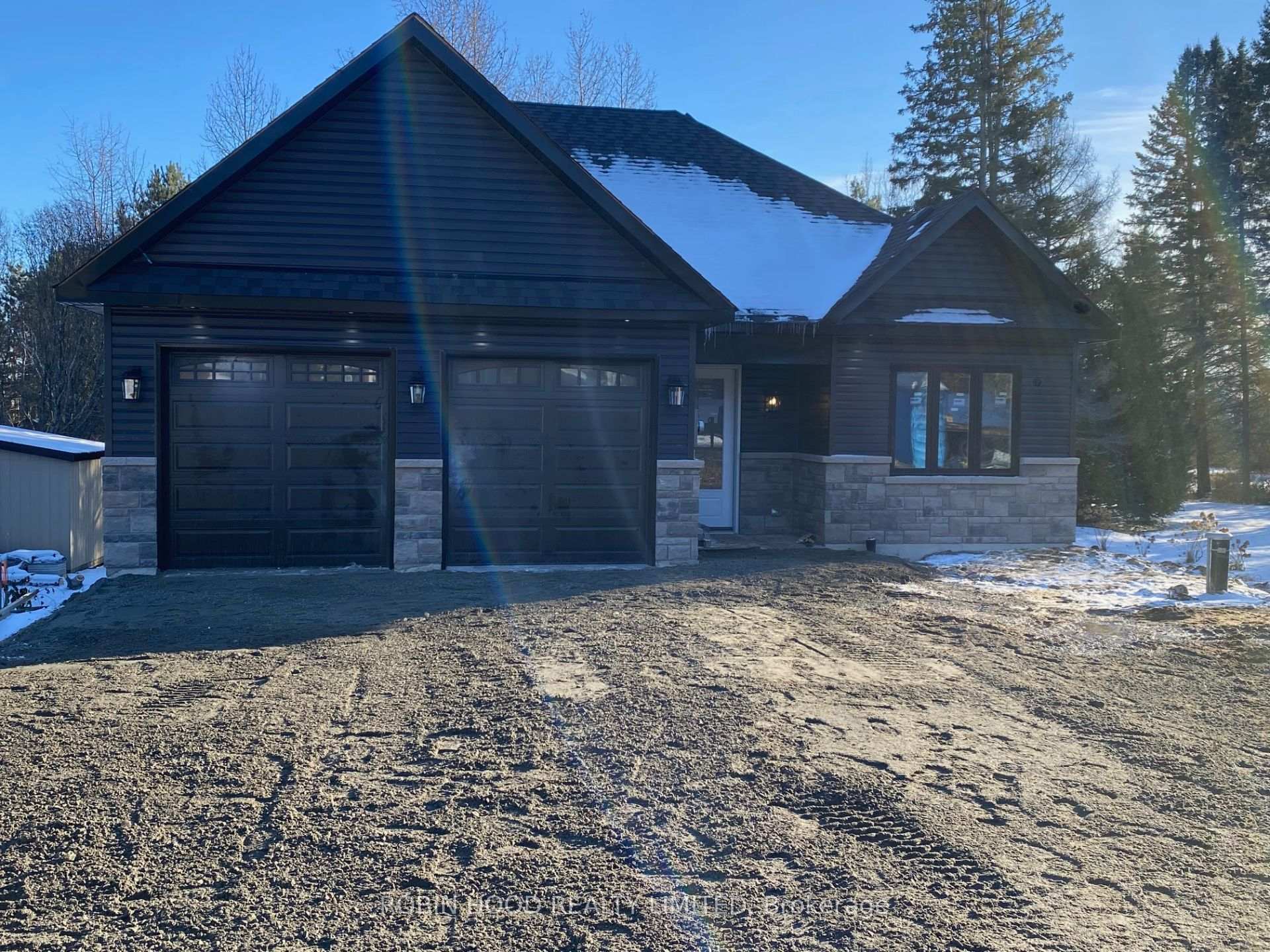 41 Queen Street, Sundridge, ON, exterior