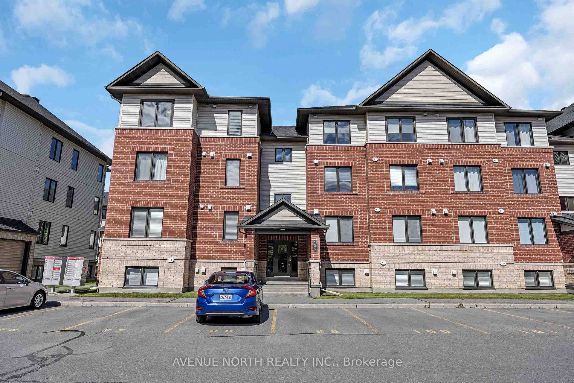 7 - 135 Bluestone Private, Orleans - Cumberland and Area, ON, exterior