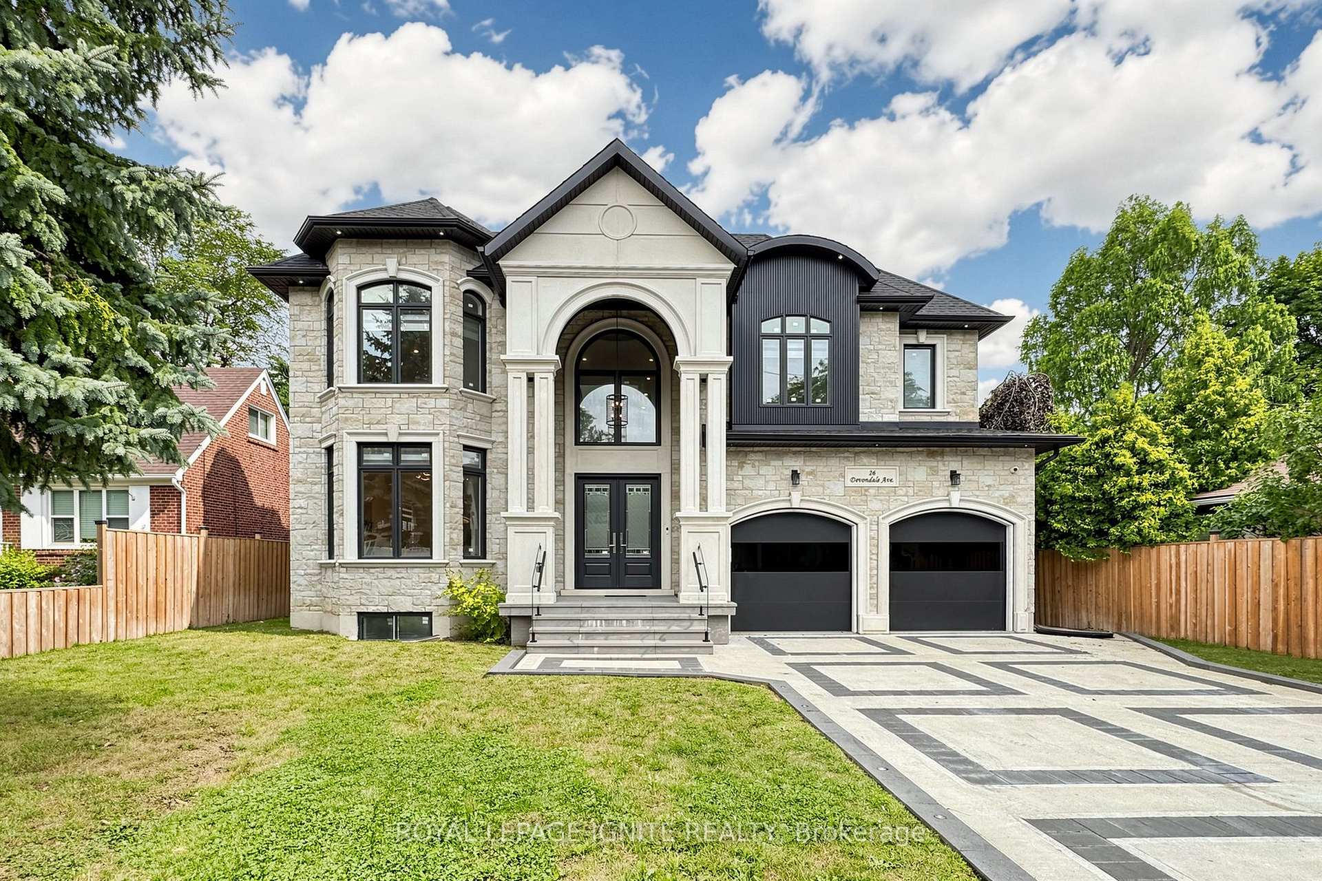 26 Devondale Avenue, Toronto C07, ON, exterior