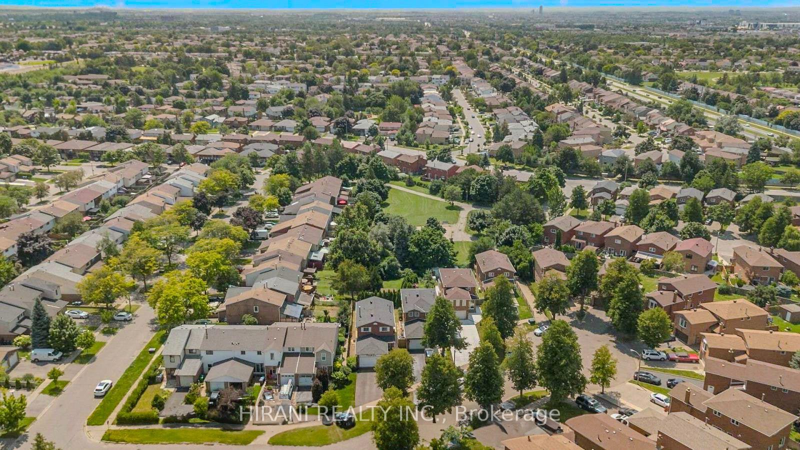 75 Royal Salisbury Way, Brampton, ON, exterior