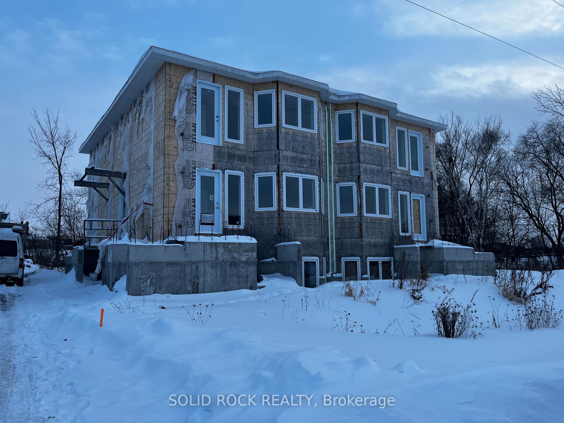 6758 Rocque Street, Orleans - Convent Glen and Area, ON, exterior
