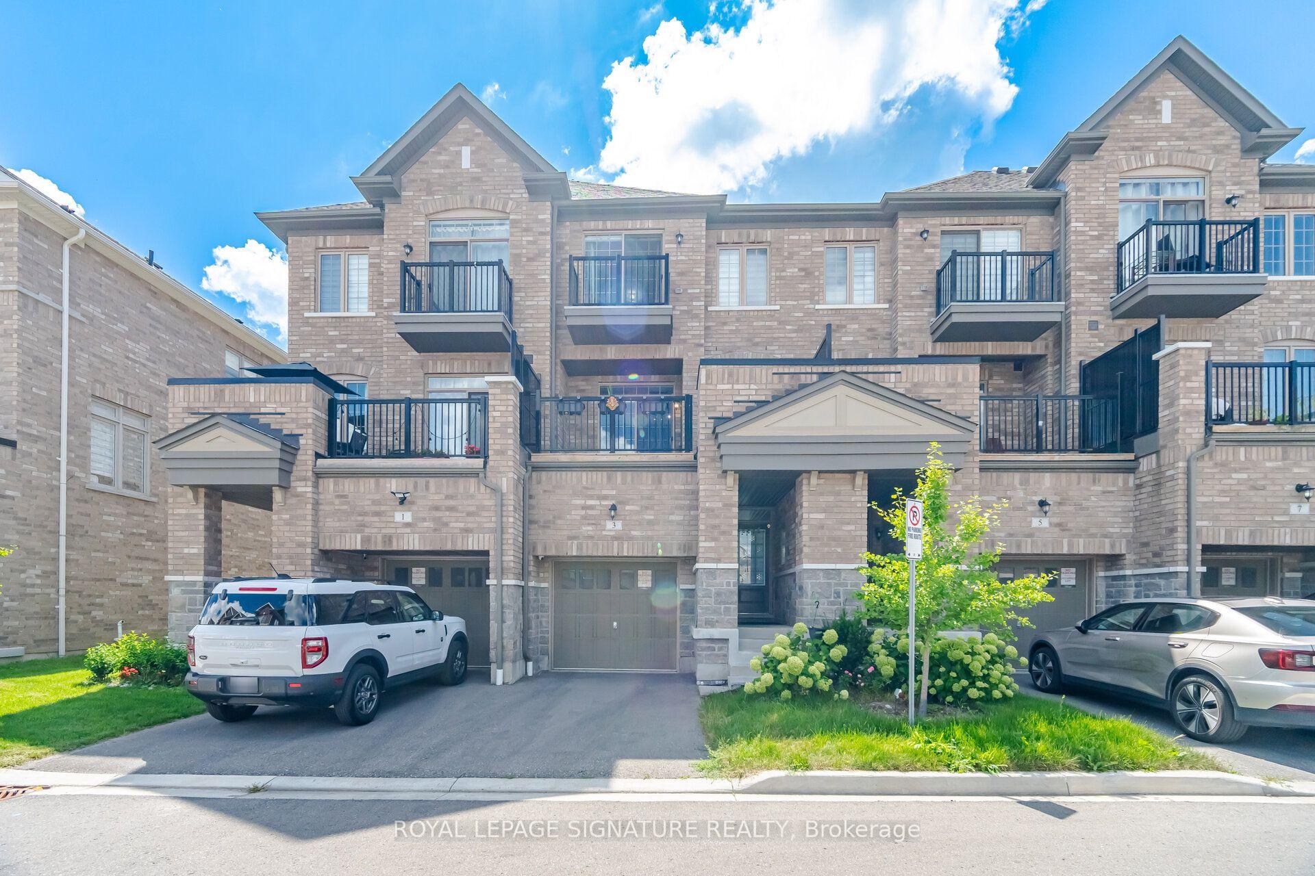 3 Kingfisher Way, Whitby, ON, exterior