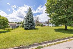 23 & 29 Dexter Drive, Welland, ON, exterior