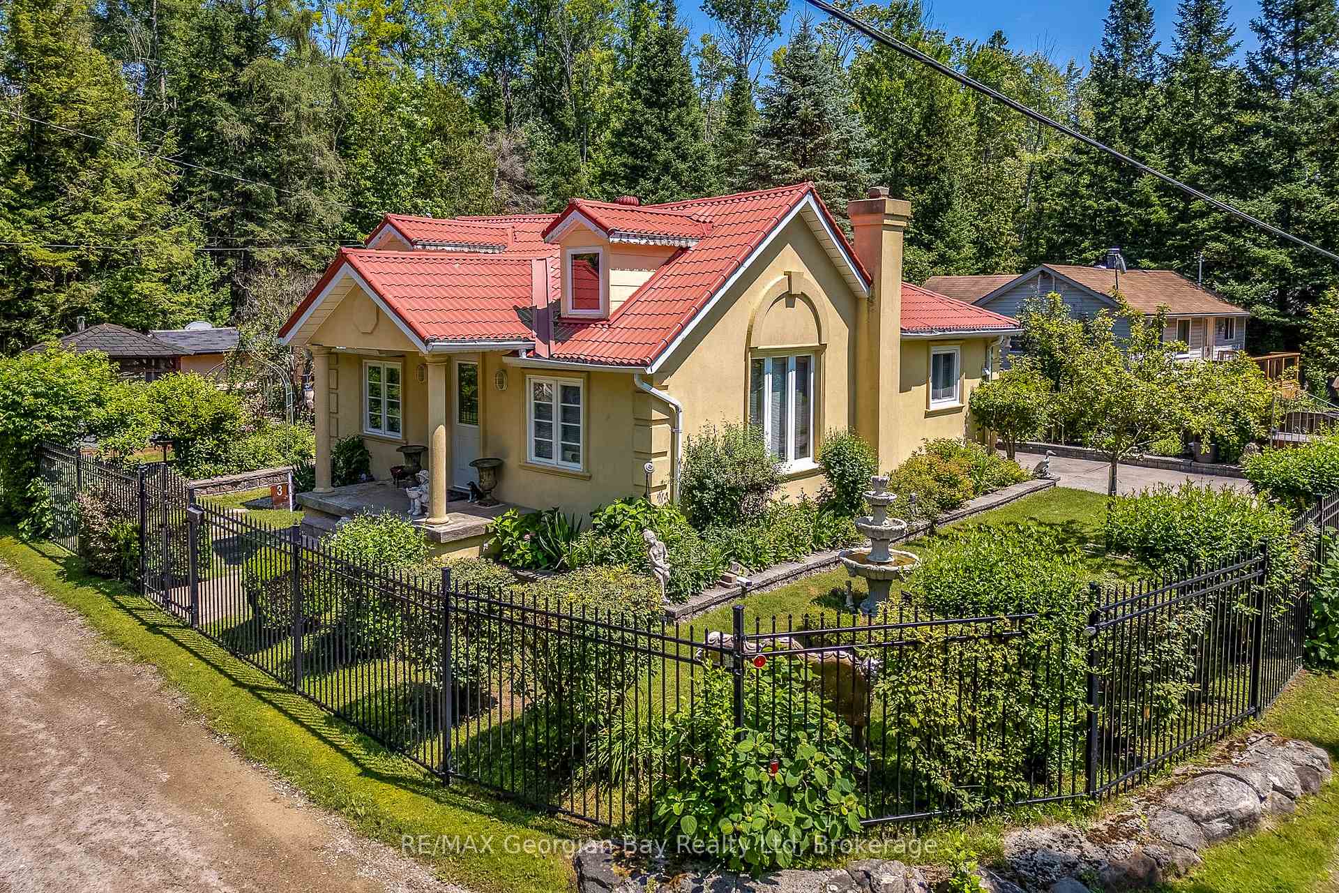 3 Brookside Drive, Tiny, ON, exterior