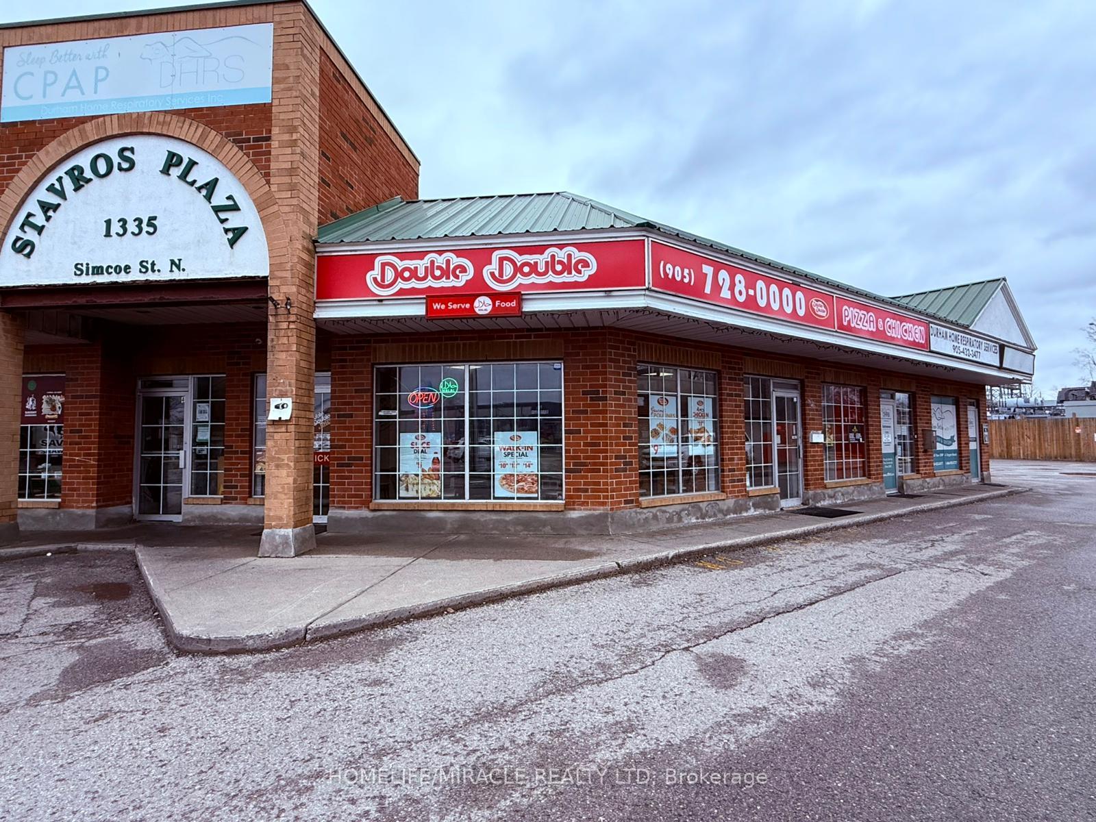 1335 Simcoe Street N, Oshawa, ON, exterior