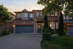 2241 Glazebrook Circle, Oakville, ON, exterior
