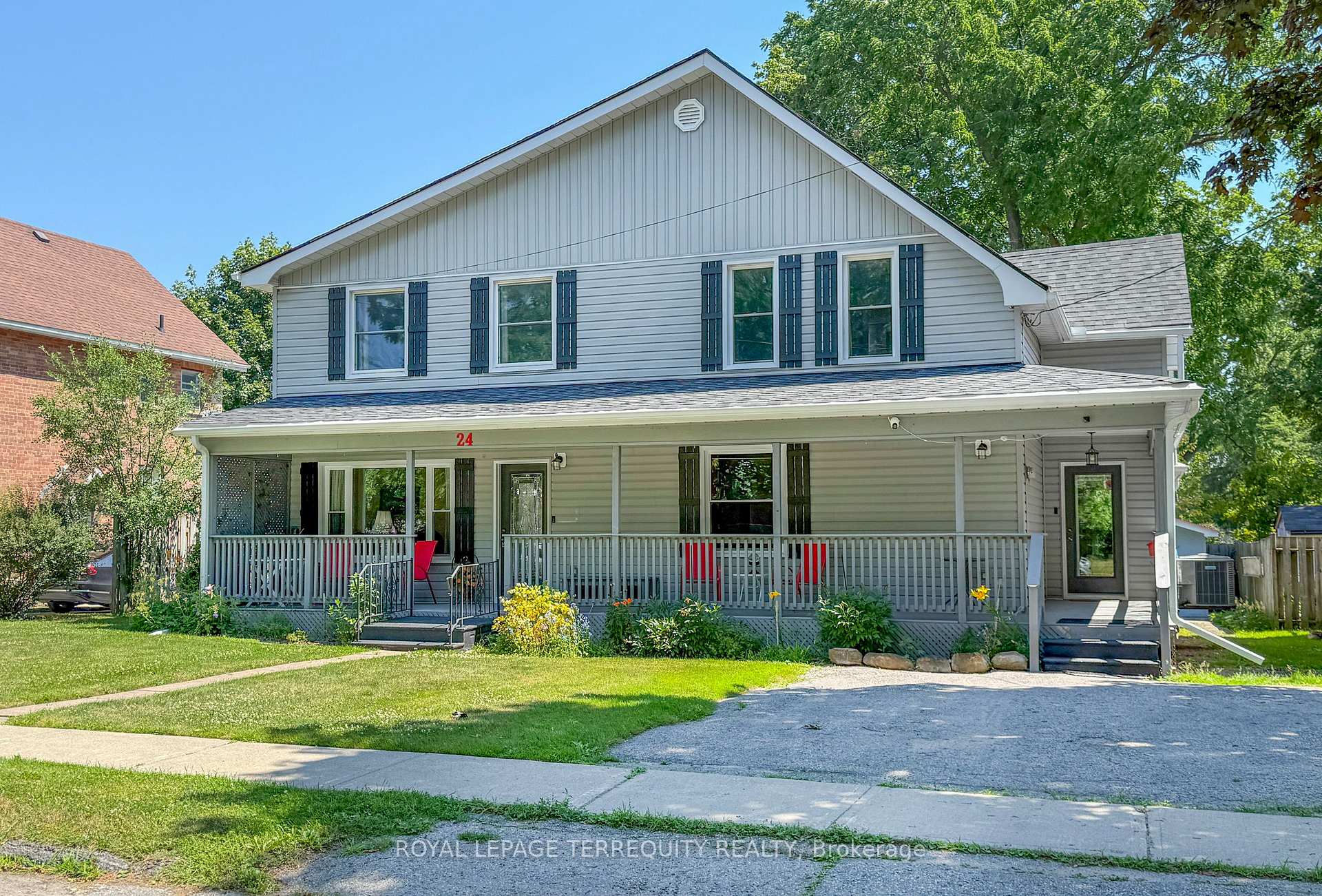 24 Simcoe Street, Kawartha Lakes, ON, exterior