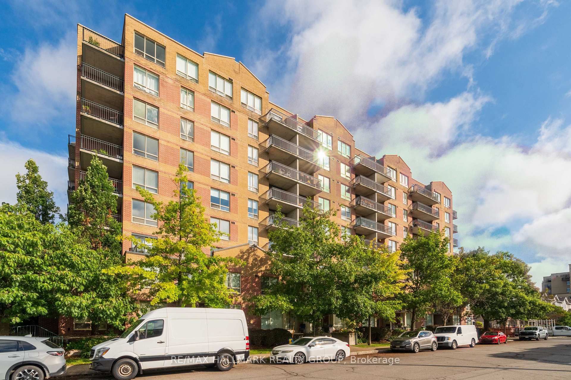 616 - 45 Holland Avenue, Tunneys Pasture and Ottawa West, ON, exterior