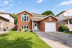 114 Bellamy Crescent, Centre Wellington, ON, exterior