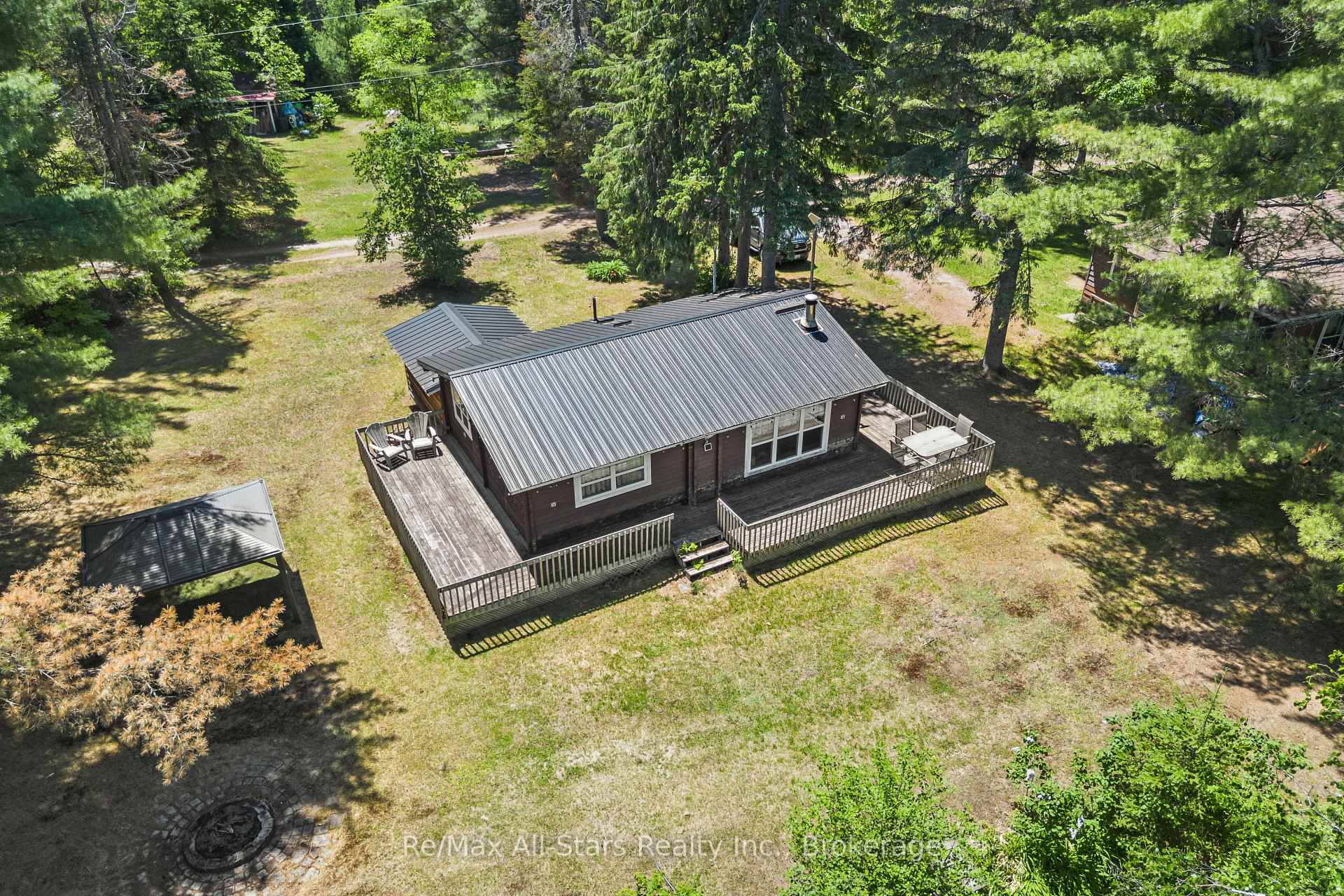 1042 Goadsby Trail, Minden Hills, ON, exterior