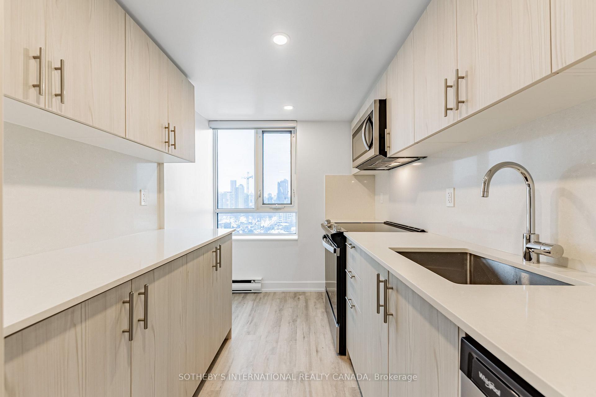 N0104 - 201 Sherbourne Street, Toronto C08, ON, exterior