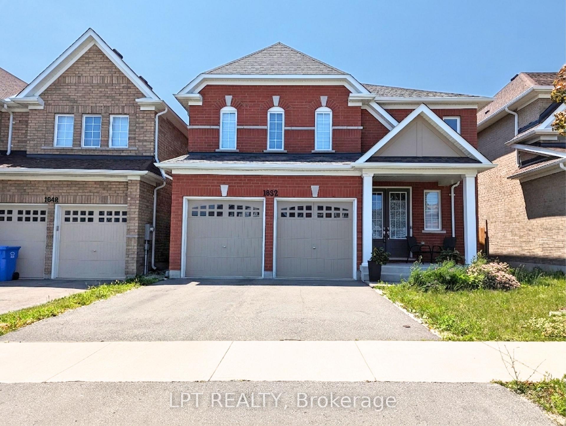 1852 Grandview Street N, Oshawa, ON, exterior