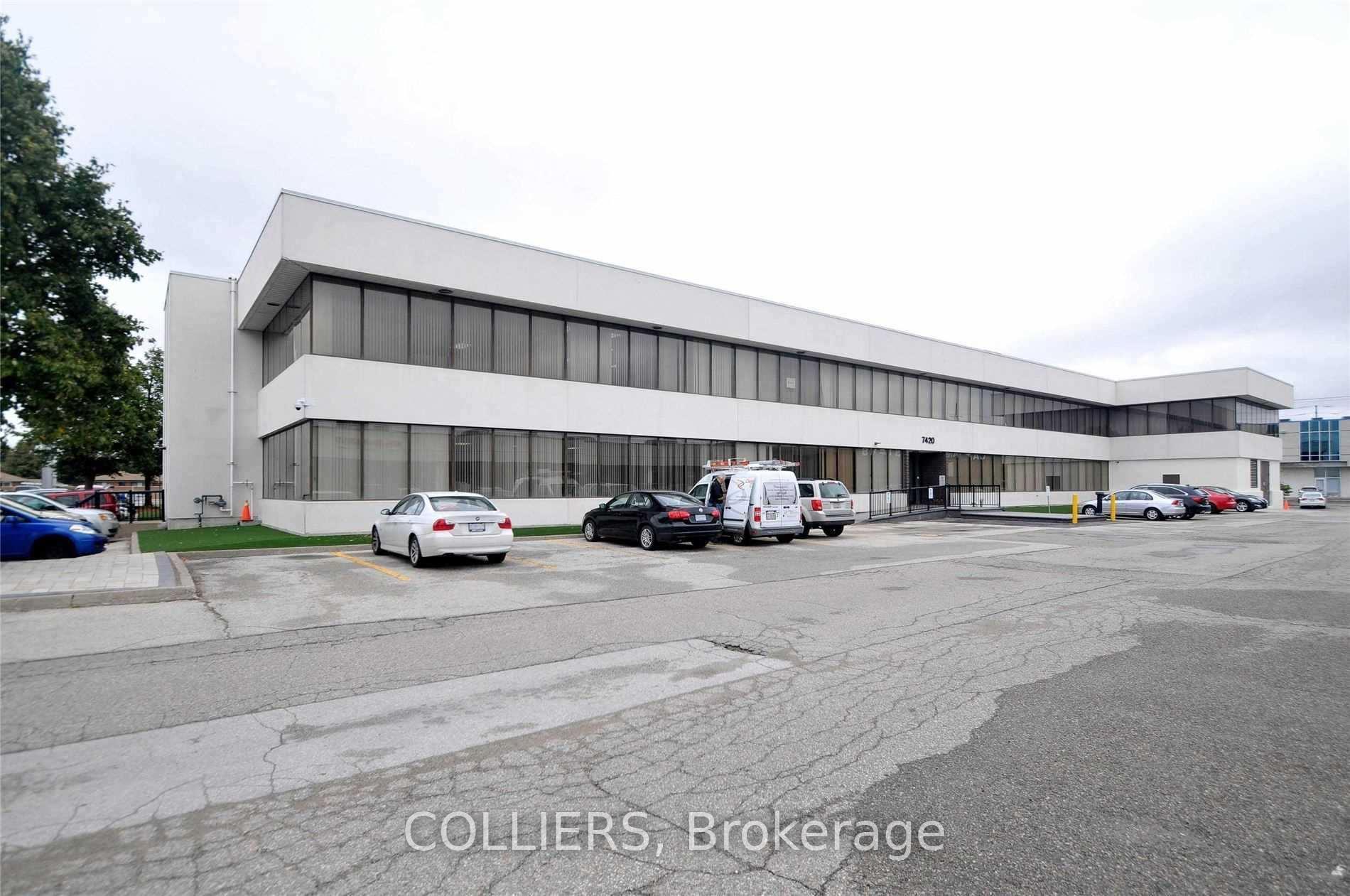 105 - 7420 Airport Road, Mississauga, ON, exterior