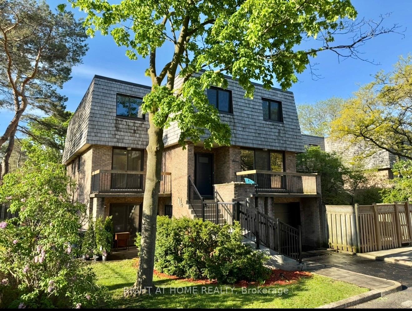 24 - 7 Vale Carse Way, Toronto C07, ON, exterior
