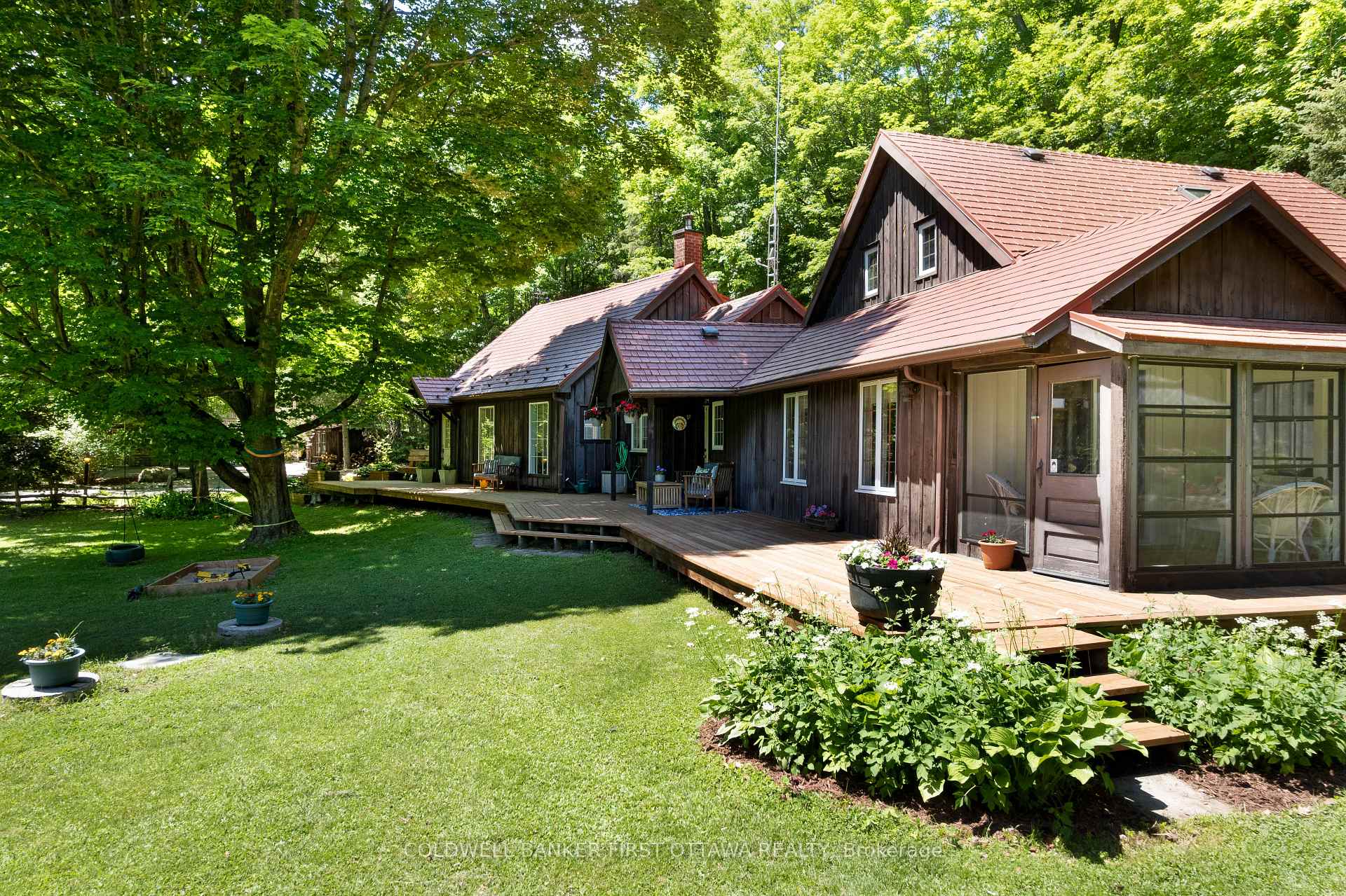 1358 Rideau Ferry Road, Drummond/North Elmsley, ON, exterior
