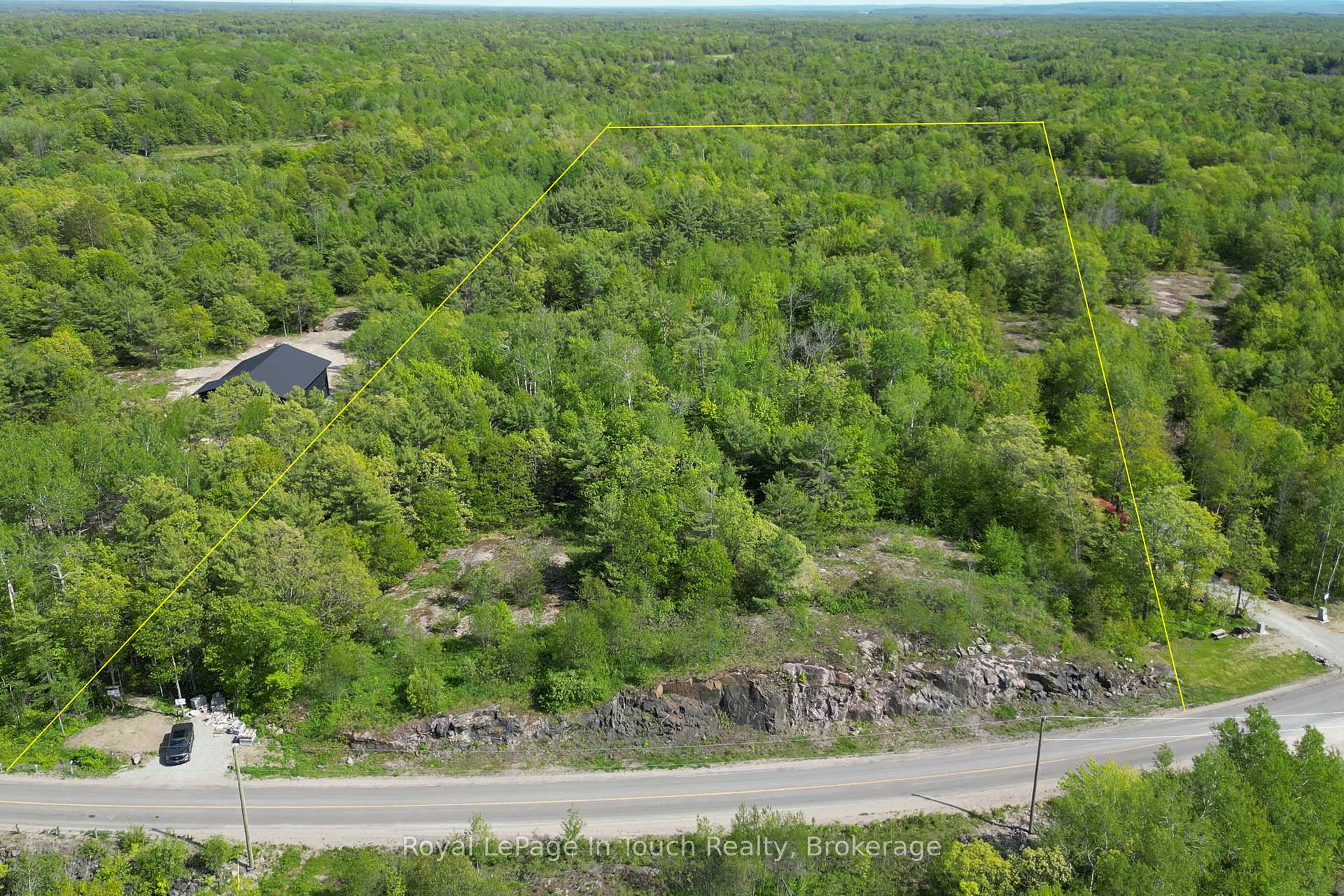 446 South Bay Road, Georgian Bay, ON, exterior