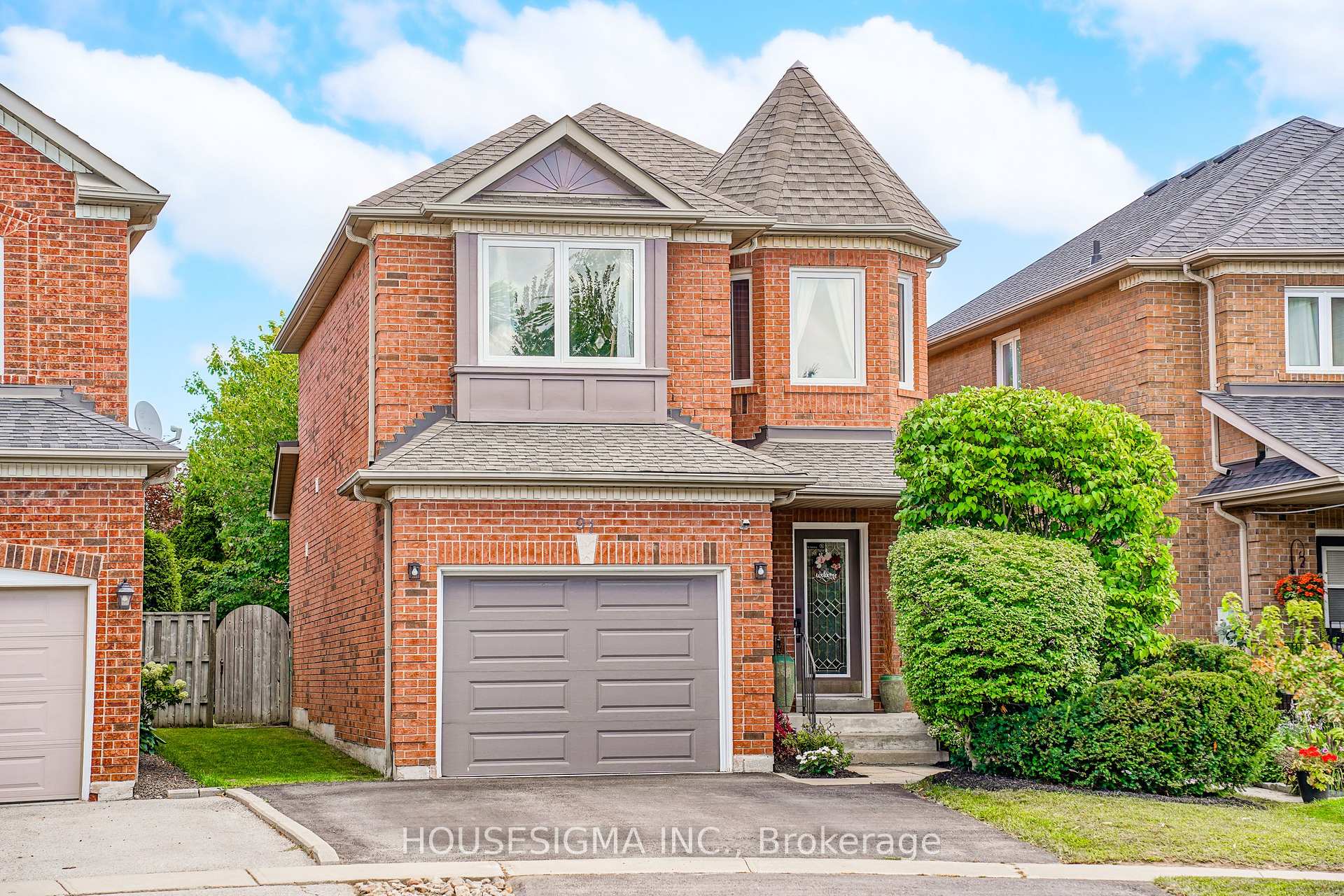 97 Bach Avenue, Whitby, ON, exterior