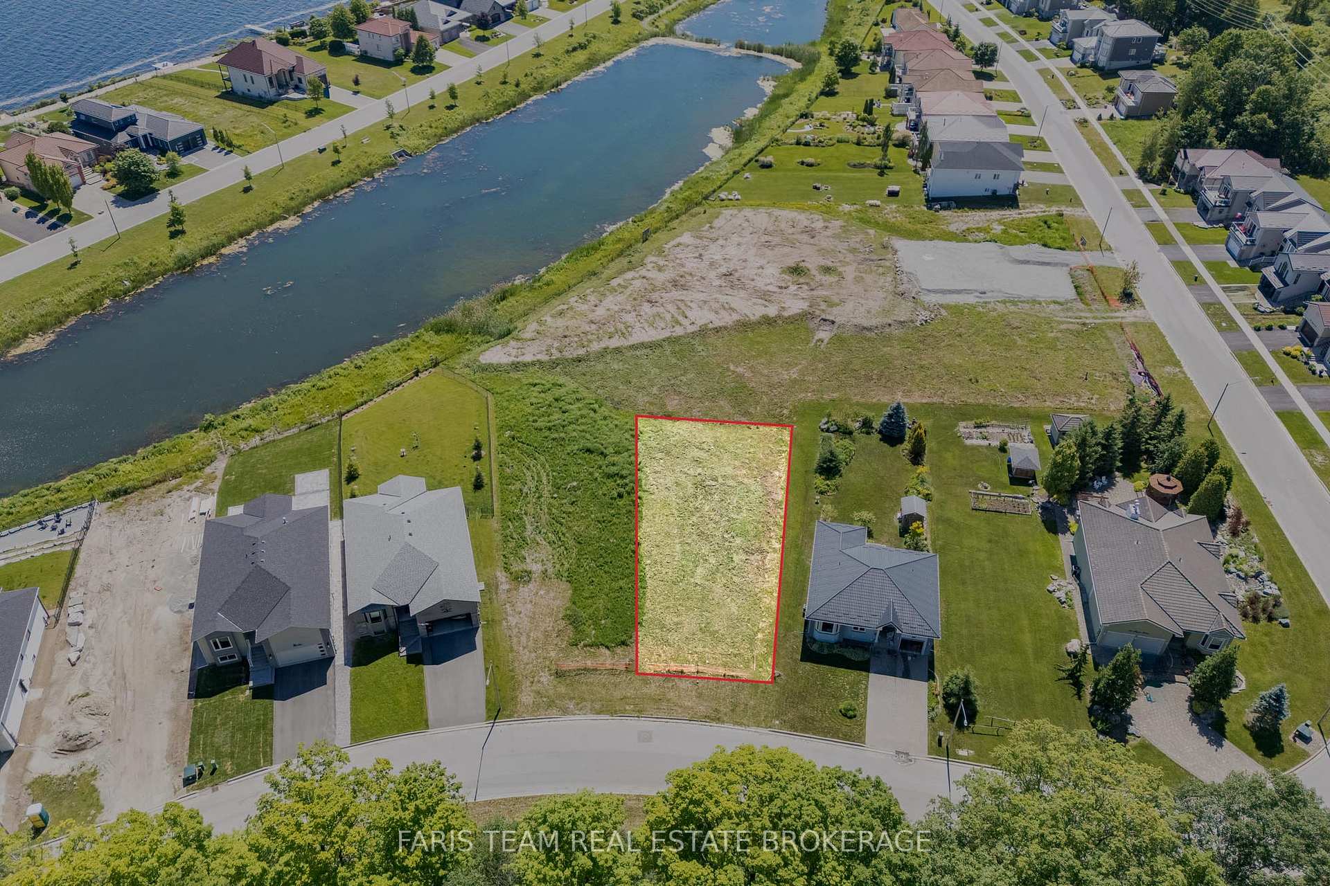 565 Taylor Drive, Midland, ON, exterior