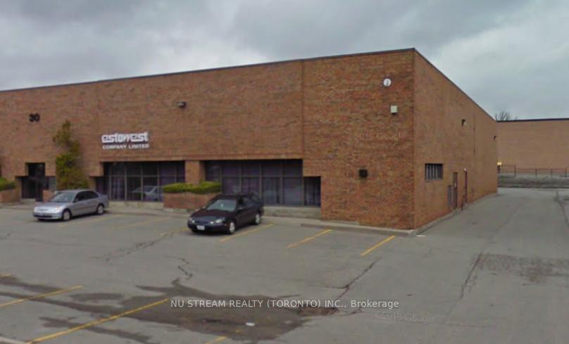 1 - 30 West Pearce Street, Richmond Hill, ON, exterior